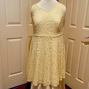 Sharagano Butter Yellow Lace Midi Dress-Size 20W